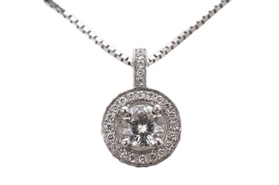 Lot 854 - A certificated diamond pendant necklace