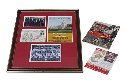 Lot 447 - A collection of signed Sunderland memorabilia and souvenirs