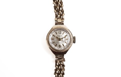 Lot 836 - An Avia lady's 9ct gold cased cocktail wristwatch