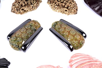 Lot 189 - Art Deco dress clips in matching pairs