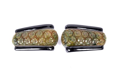 Lot 189 - Art Deco dress clips in matching pairs
