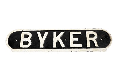 Lot 51 - ﻿A vintage cast iron Byker railway sign