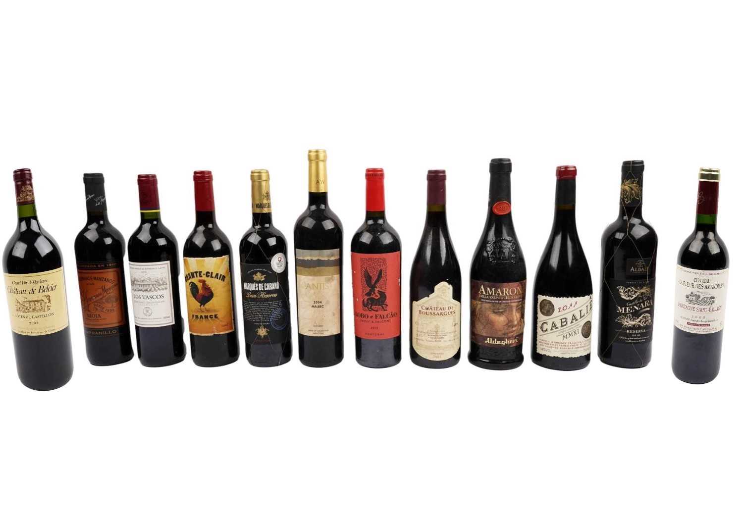 Lot 89 - A collection of wine