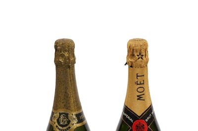 Lot 96 - A collection of champagne