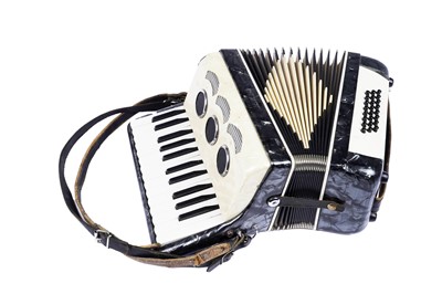 Lot 576 - A Continental Delve HIO 24 bass student accordion