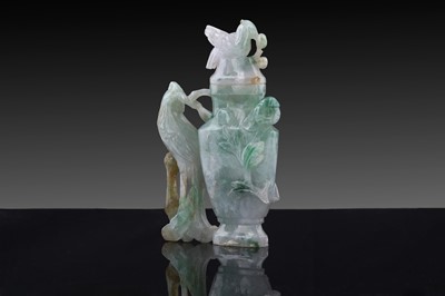 Lot 855 - A jade snuff bottle and stopper