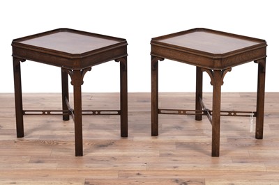 Lot 101 - A pair of 20th Century mahogany Chippendale style wine table/lamp stands