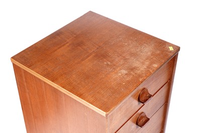 Lot 48 - Ron Carter for Stag: a ‘Cantata’ pair of chest of drawers and bedside cabinets