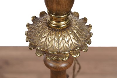Lot 114 - An decorative early/mid-20th Century lamp; and tripod table