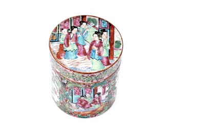 Lot 324 - ﻿﻿A selection of Chinese famille rose ceramics