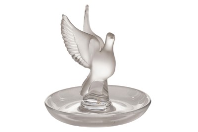 Lot 85 - A Lalique dove pin tray