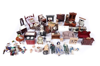 Lot 192 - ﻿A collection of modern doll's house furniture and accessories