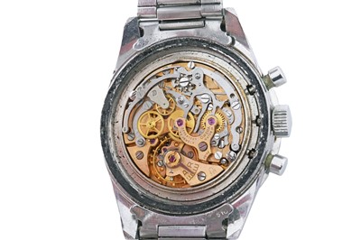 Lot 434 - Omega Speedmaster: a stainless steel cased manual wind chronograph wristwatch