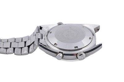 Lot 450 - Omega Chronostop Seamaster Regatta: a stainless steel cased manual wind wristwatch