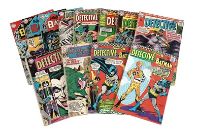 Lot 20 - Detective Comics by DC Comics