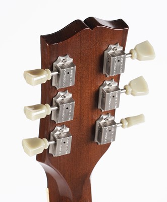 Lot 164 - A Gibson ES 333