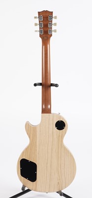 Lot 220 - A Gibson Smartwood Les Paul