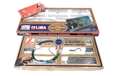 Lot 3 - Three Lima boxed railway models