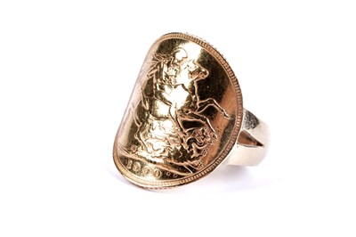 Lot 38 - A Victorian gold sovereign ring