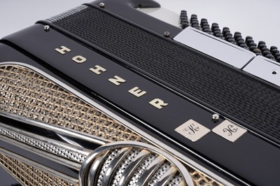 Lot 11 - A Hohner Verdi VN 120 bass accordion