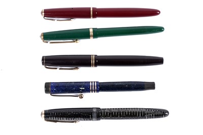 Lot 434 - A collection of fountain pens