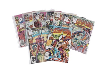 Lot 372 - Super Heroes Secret Wars by Marvel Comics