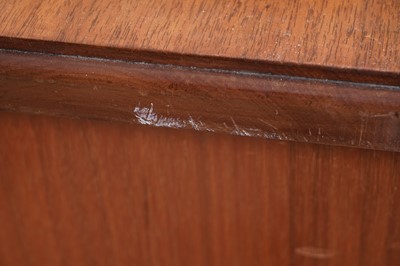 Lot 57 - An early 20th Century walnut chest of drawers