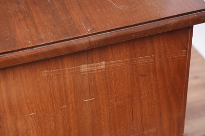 Lot 57 - An early 20th Century walnut chest of drawers