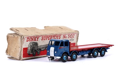 Lot 76 - A Dinky Supertoys No. 502 Foden Flat Truck