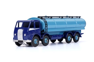 Lot 79 - A Dinky Supertoys No. 504 Foden 14-Ton tanker