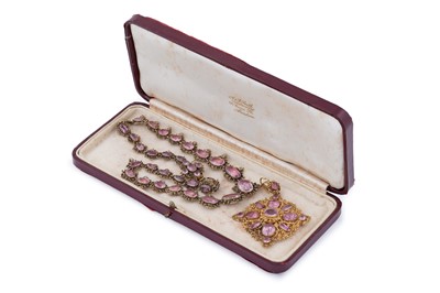 Lot 47 - A 19th Century pink topaz pendant necklace