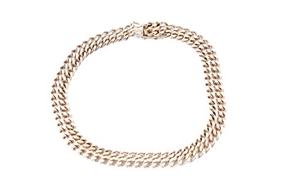 Lot 56 - A 9ct yellow gold double curb link chain necklace