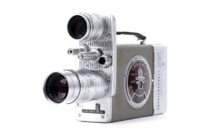 Lot 147 - A Bell & Howell 16mm cine camera