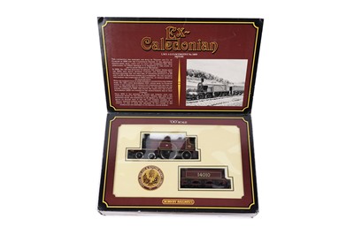 Lot 23 - A Hornby R.763 L.M.S 4-2-2 Ex Caledonian No. 14010 00-gauge set