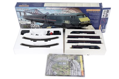 Lot 49 - A Hornby GNER 225 electric train set