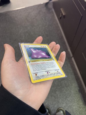 Lot 327 - Three first edition shiny Fossil set Pokémon cards