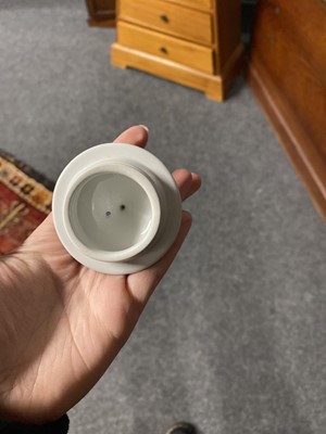 Lot 385 - A collection of The Spode Blue Room collection ceramics
