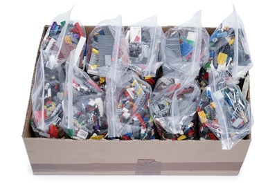 Lot 174 - An assortment of loose LEGO bricks