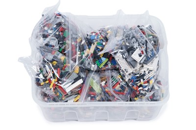 Lot 183 - An assortment of loose LEGO bricks