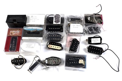 Lot 302 - A quantity of guitar pickups