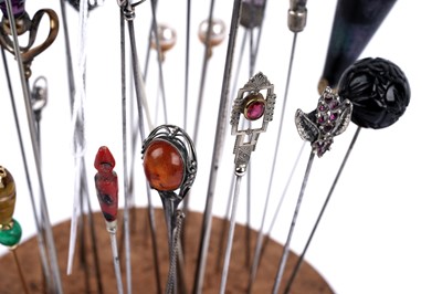 Lot 173 - A selection of antique hat pins