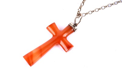 Lot 207 - An orange banded agate cross pendant necklace