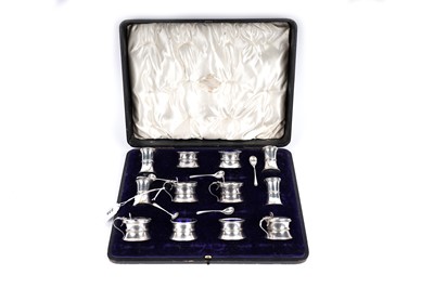 Lot 235 - An Edwardian silver cruet set