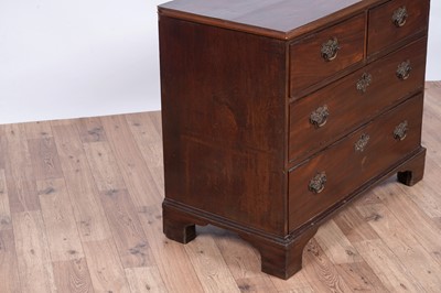 Lot 10 - A George III mahogany chest of drawers