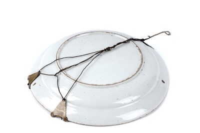 Lot 1154 - An 18th Century Dutch Delft charger