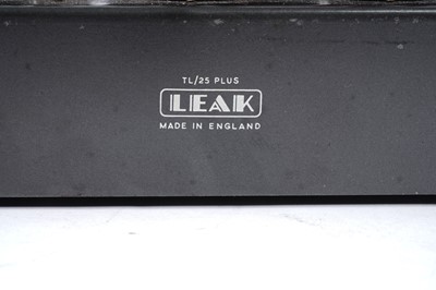 Lot 581 - A Leak TL/25 plus monophonic valve power amplifier