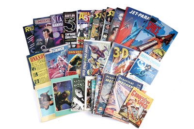 Lot 610 - Science fiction books, magazines and comics