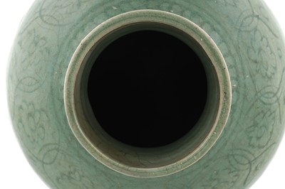 Lot 837 - A Chinese Longquan celadon vase, Ming