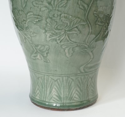 Lot 837 - A Chinese Longquan celadon vase, Ming