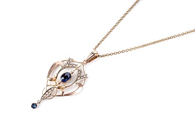 Lot 197 - An Edwardian style gold drop pendant